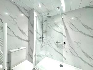 Photo 9- click for photo gallery